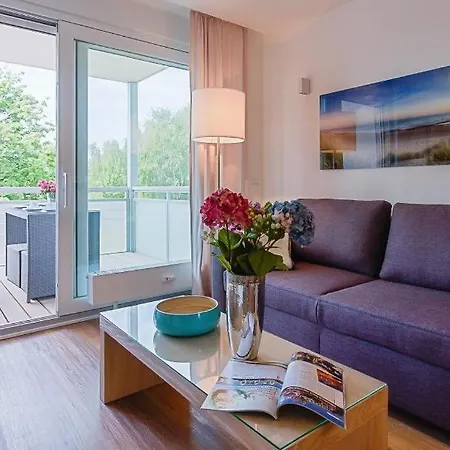 Blue Sky Apartment *