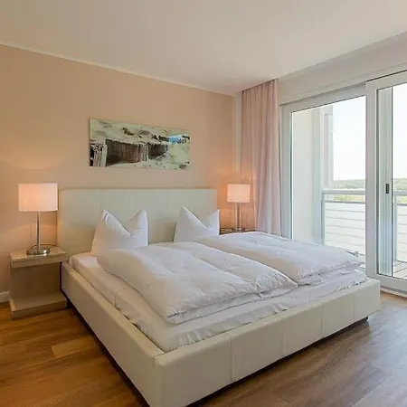 Blue Sky Apartment *